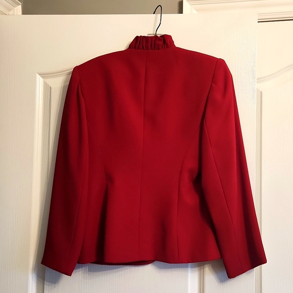 Selina size 12 fully lined two piece suit - Picture 3 of 6